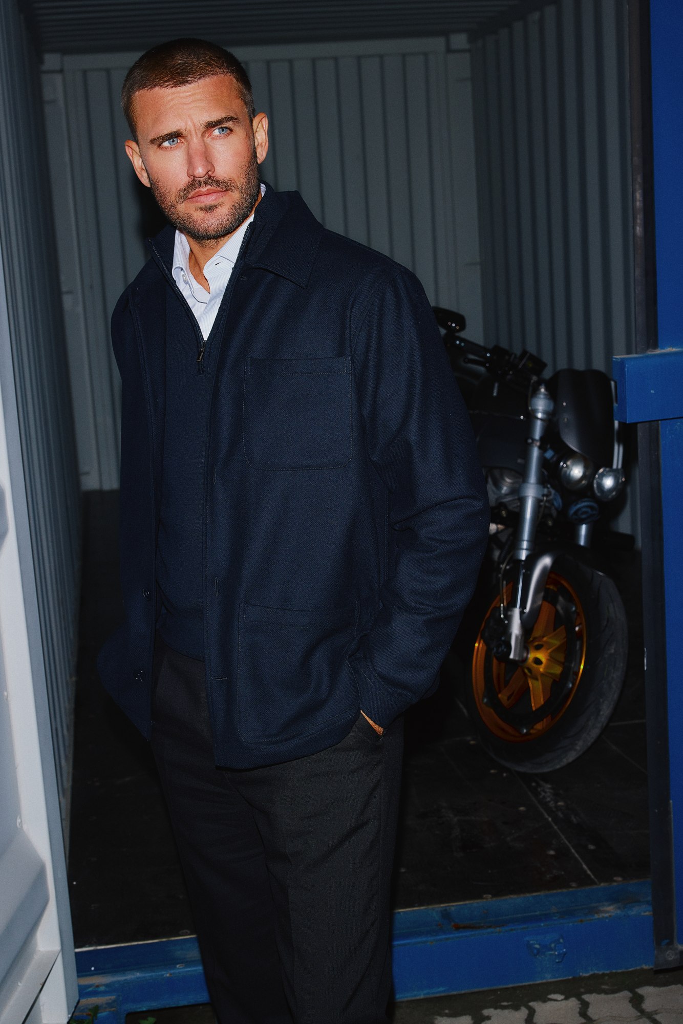 BARONS AW26 — on location photograph 15